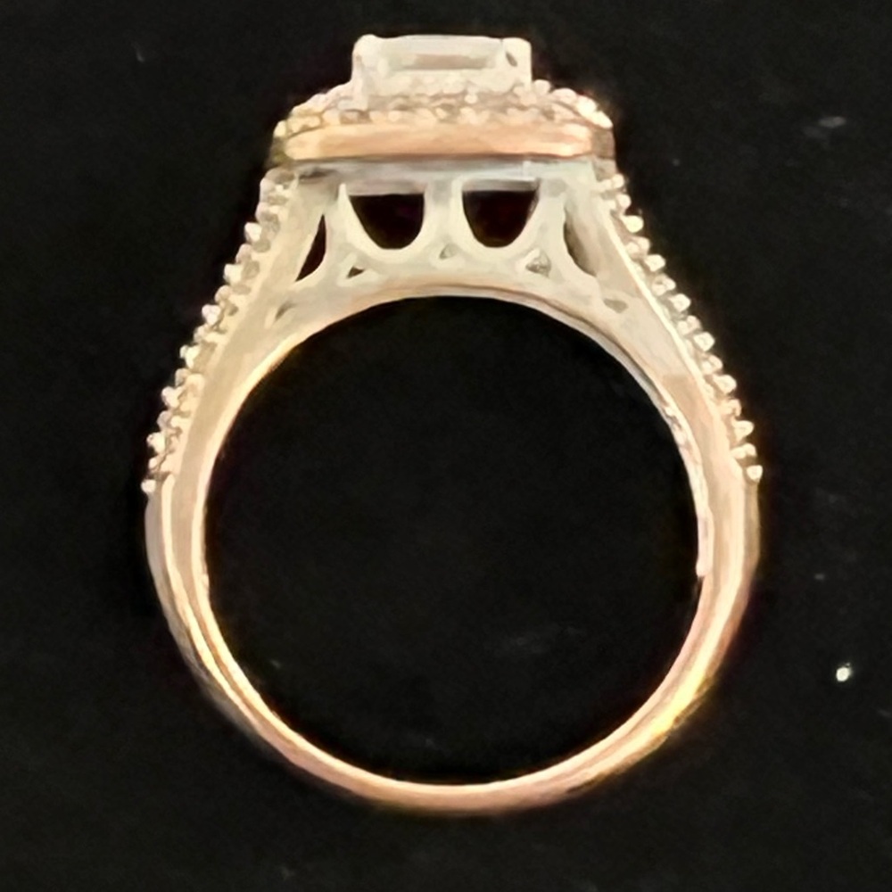 925 STERLING SILVER DIAMOND ENGAGEMENT RING. GORGEOUS! - Picture 6 of 8